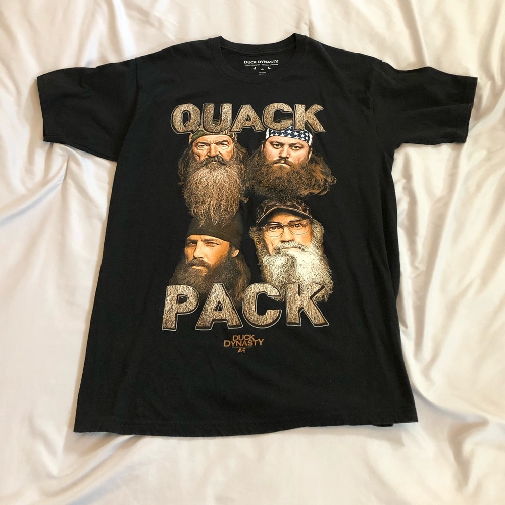 Duck Dynasty tee size L